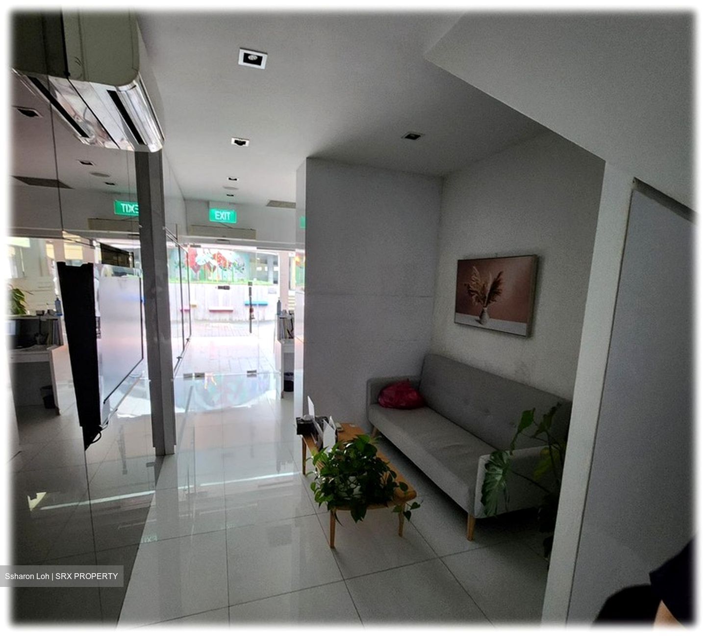 Ang Mo Kio Avenue 8 (D20), Shop House #605401491